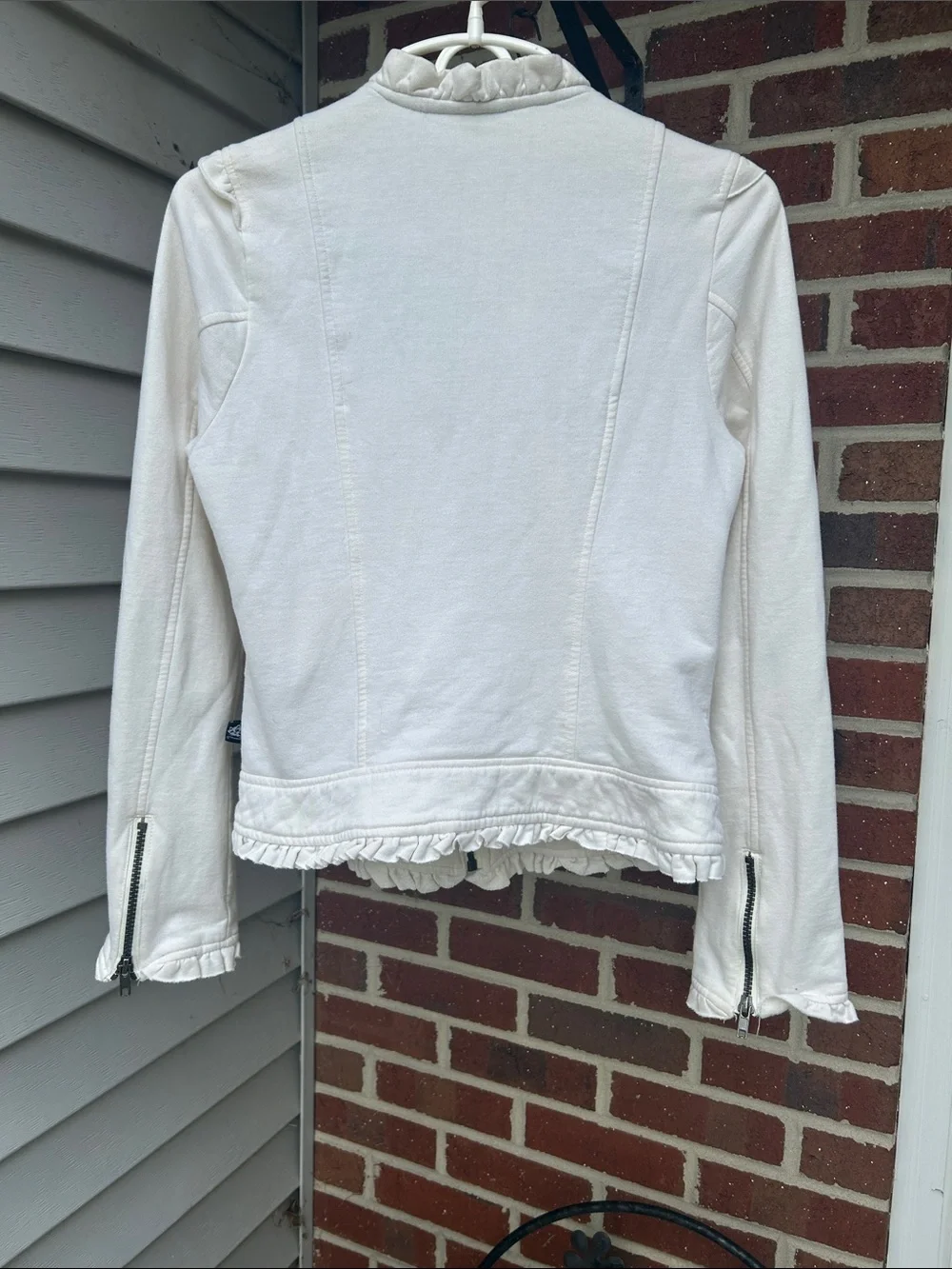 Off-White Ruffled Zip-Up Jacket Size L